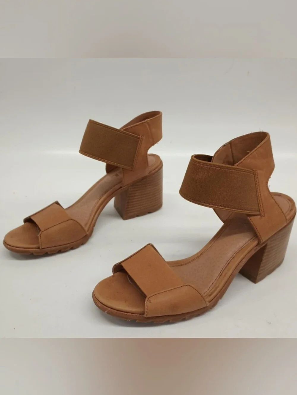 Sorel Nadia Camel Brown  Elastic Strap Sandals Size 11 Used Exc